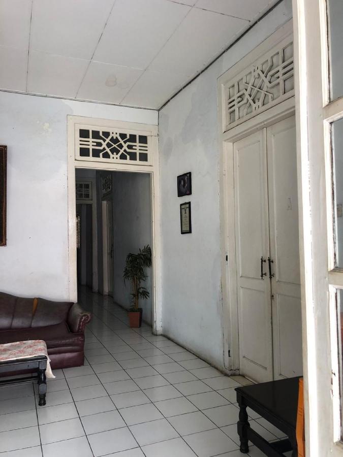 Oyo 90865 Kusuma Hotel 2*