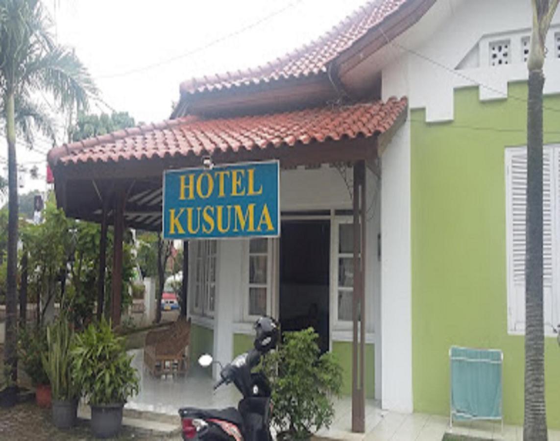 Oyo 90865 Kusuma Purwakarta