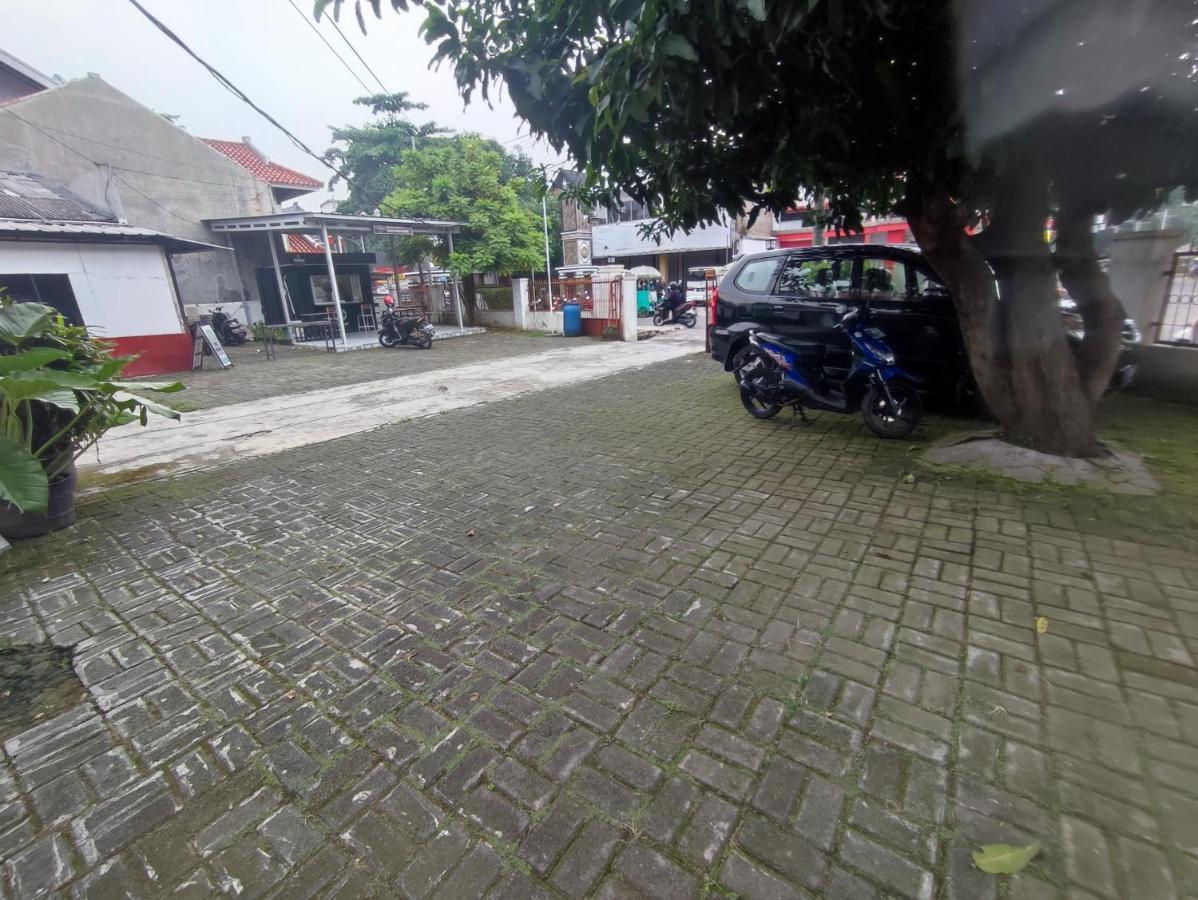 Oyo 90865 Kusuma 2*